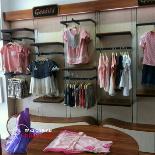 热烈祝贺善童服饰江门店在儿童节顺利开业