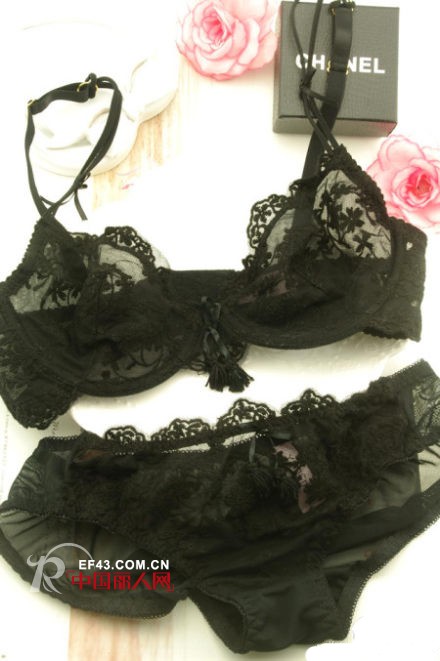 夏天穿什么样的文胸好看 蕾丝内衣款式 性感内衣推荐