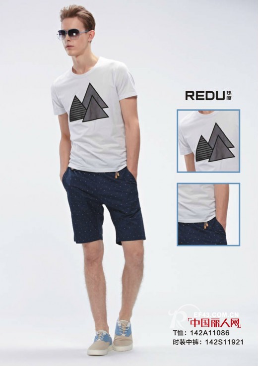 男士短袖t恤搭配 短袖t恤搭配什么裤子