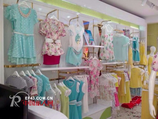 端午节特大喜讯!七彩蝶女装三地新店齐开业!