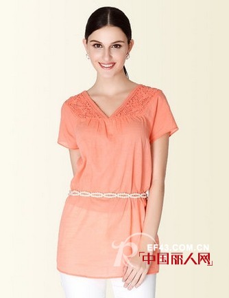 混搭女王夏日必败款T恤,出街强镜头搭配