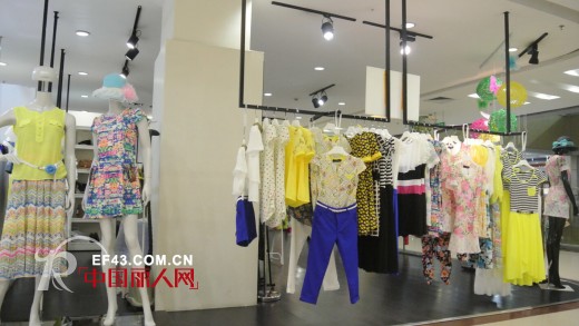 红楼知己女装金沙摩尔购物中心店6月2日盛大开业