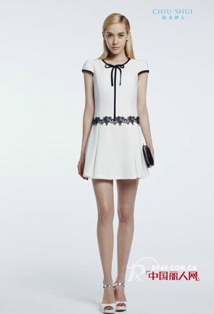 秋水伊人连衣裙正品  秋水伊人连衣裙让你柔美动人