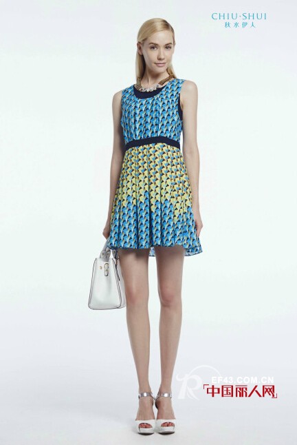 秋水伊人连衣裙正品  秋水伊人连衣裙让你柔美动人