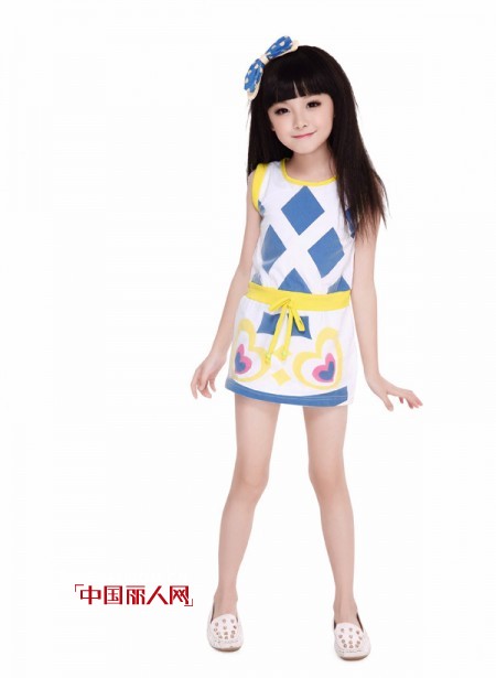 A字裙怎么搭配 夏天穿纯棉的热吗?