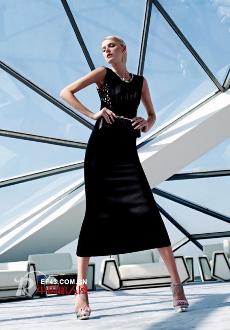 女王和女神的区别在哪里 什么连衣裙穿起来比较有气场