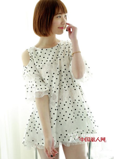 露肩装搭配 美女露肩装款式