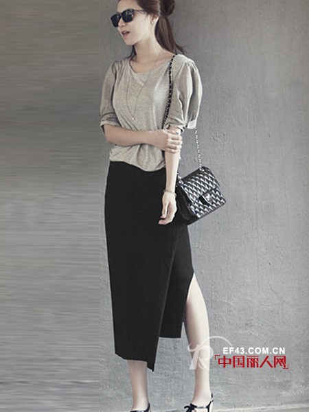 开衩裙怎么搭配 开衩裙微露小腿穿出女人的性感