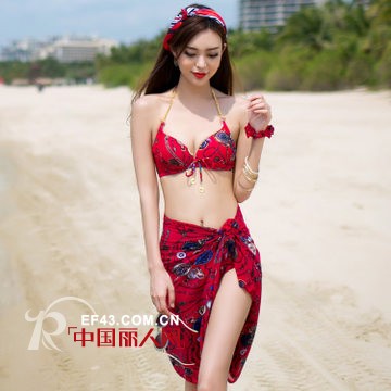 性感比基尼三件套 玫瑰红点燃激情盛夏