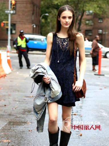 蕾丝裙适合的场景与搭配 达人示范装