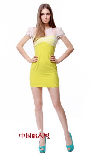 夏季连衣裙去哪里买 emu依妙女装官方旗舰店为您推荐