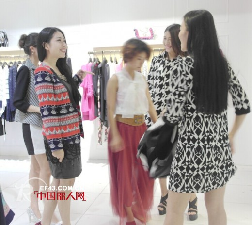 林枝梅2014年秋冬“绽放”新品品鉴会暨产品订货会圆满成功