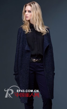 深色的服装要怎么搭配 2014秋冬流行哪种搭配方法