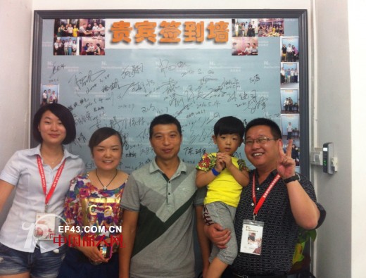 完美组合女装签约再迎高潮