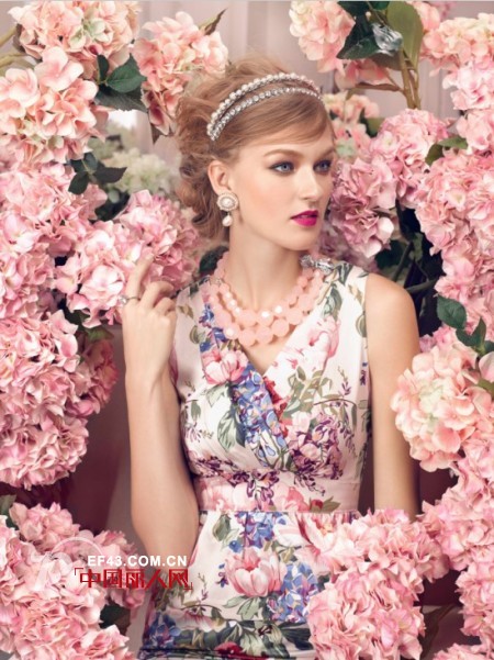 上班族搭配 夏天上班族连衣裙搭配 连衣裙搭什么鞋子好看