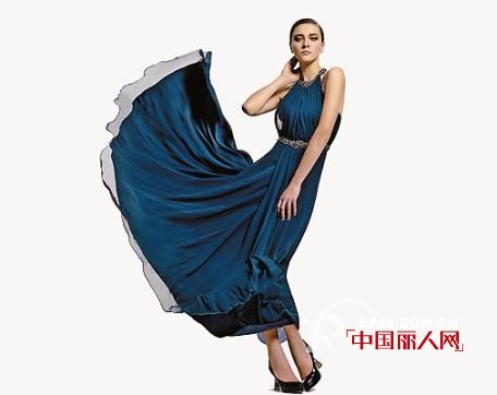 时尚人物 | 高端访谈之粉蓝衣橱时尚集团董事长李飞跃