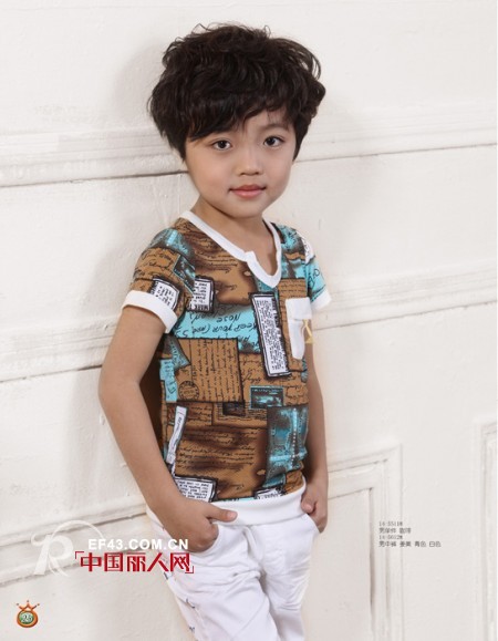 男童T恤搭配 夏天T恤配什么裤子