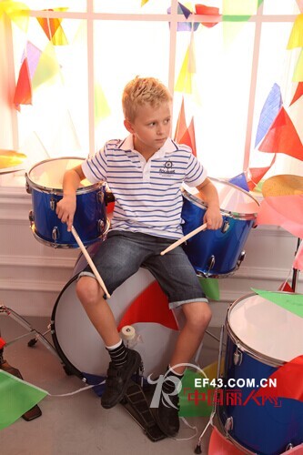 欢声笑鱼 - sourire