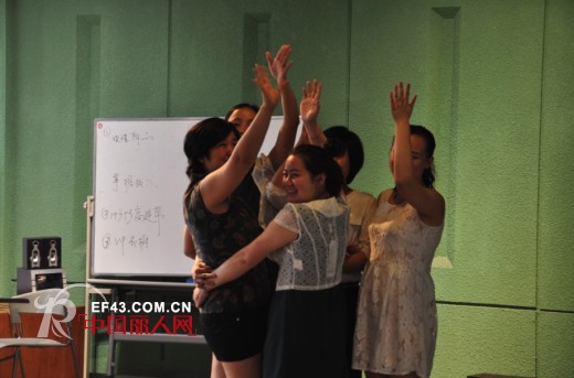 TAHAN太和服饰2014年中VIP沙龙会在太和大厦举行