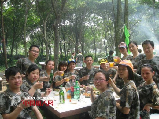 百丽挺《团队必胜》拓展培训活动