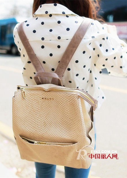 复古双肩包 今夏女生最喜欢的双肩包