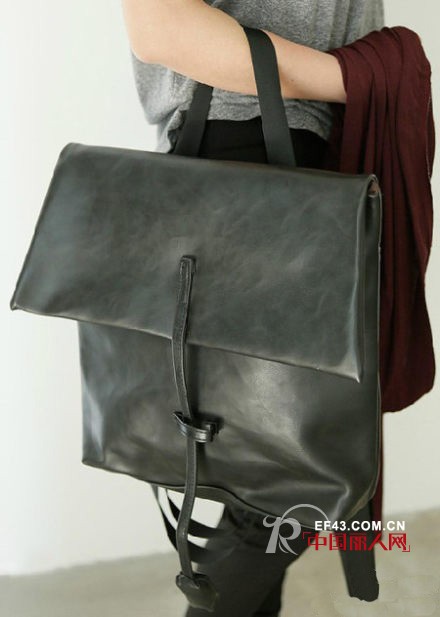 复古双肩包 今夏女生最喜欢的双肩包