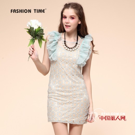 2014夏季新款连衣裙  时尚年代新款连衣裙图片