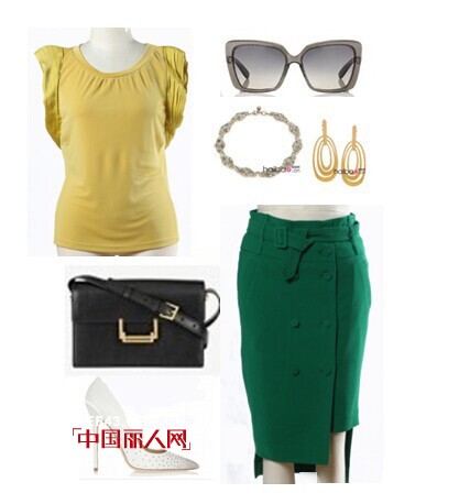 包臀裙配什么上衣 包臀裙搭配衬衫好看吗