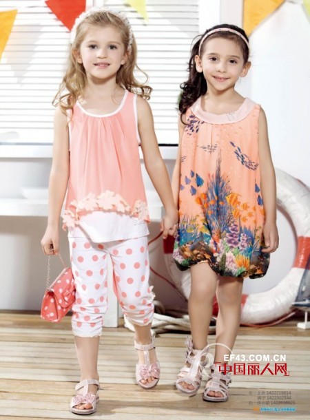 6岁巨肺邓紫棋爆红 虹猫蓝兔打造最时尚童年装扮