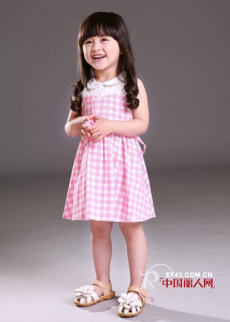 笛莎童装适合什么年龄女孩穿 夏季甜美连衣裙搭配