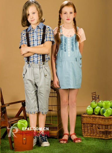 背带款式搭配 夏季流行什么背带款式