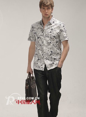 商务休闲男装搭配技巧 夏季商务休闲男装怎么搭配