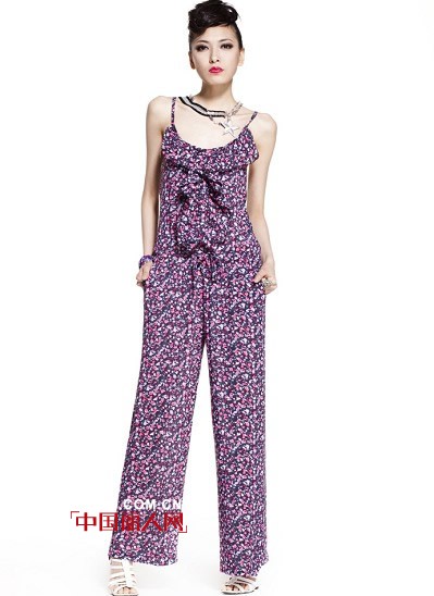 连体裤怎么搭配 豹纹连体裤好看吗?