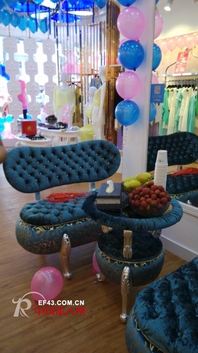 热烈祝贺innaeydn品牌女装东莞市茶山店盛大开业