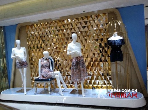 热烈祝贺秀亦女装河南安阳店6月23日盛大开业!