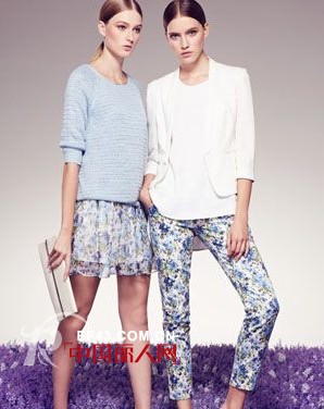 时尚女装搭配 碎花款式搭配 碎花连衣裙怎么搭配