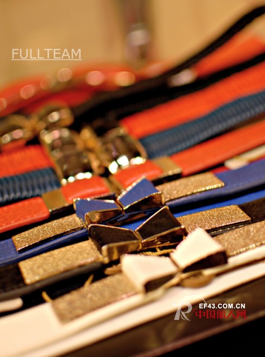 富天服饰为你分析服装店服装陈列技巧的重要性