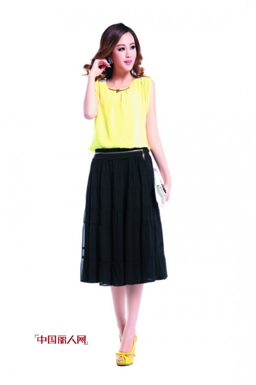 Ke Mei可媚夏装新品打造盛夏清爽亮丽造型