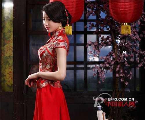 美到窒息的旗袍裙 风情万种的印花旗袍