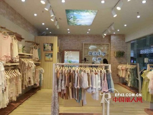 尚州女装云南蒙自和晋江两店齐开 当天业绩均突破1.5万