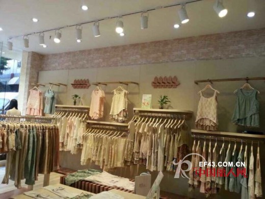 尚州女装云南蒙自和晋江两店齐开 当天业绩均突破1.5万