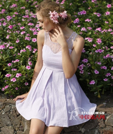 背心裙搭配 夏天紫色背心裙搭配 显瘦又有气质