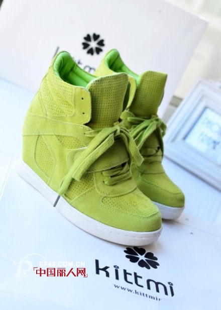 你是我的小苹果 苹果色鞋子夏日清凉解暑 夏季吹起一阵苹果风