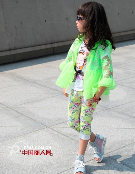 花上衣搭配什么裤子 花裤子怎么搭配