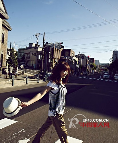 姚笛复出拍电影 姚笛穿衣搭配 文章更喜欢姚笛那种风格搭配