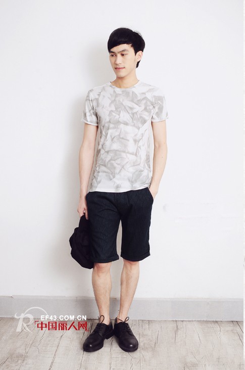 文艺小清新搭配 夏日文艺男装要怎么搭配
