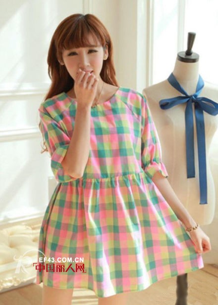 【娃娃裙】小女孩适合穿什么连衣裙 比较可爱的连衣裙款式搭配