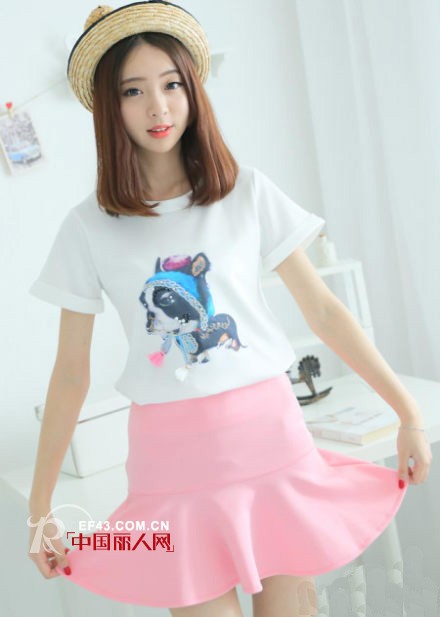 白色T恤配粉色好看吗 【粉色系】甜美系装扮 女生最喜欢什么样的礼物