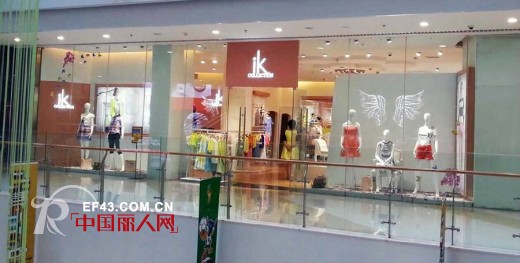 第十四届深圳服博会ik女装场外魅力绽放