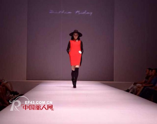 迪斯廷.凯2014冬季新品释出 华丽上演冬季温暖时尚